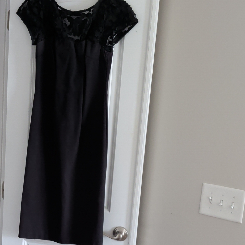 Elegant Black Lace Dress